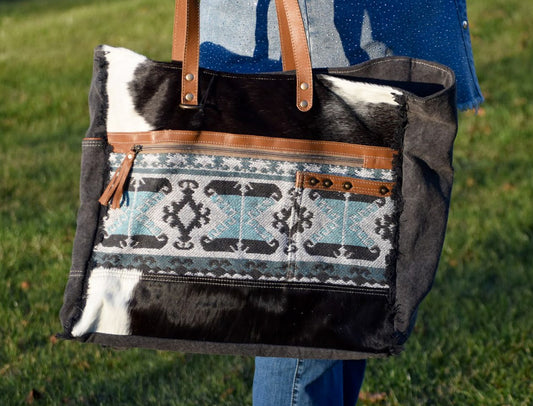 Isabela Weekender Bag